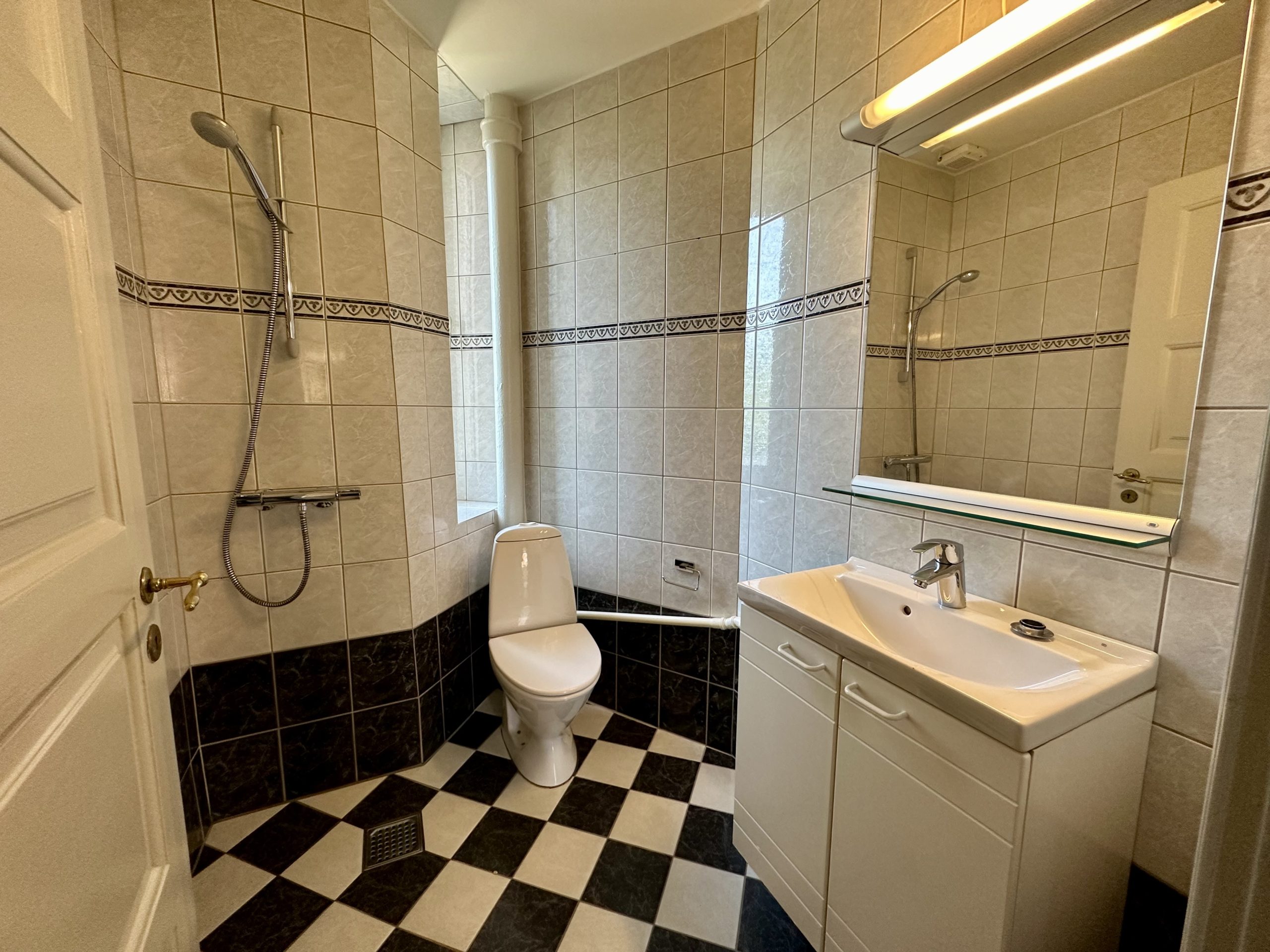 2 værelses – Kochsgade 19, 1. th. – Odense C billede 2