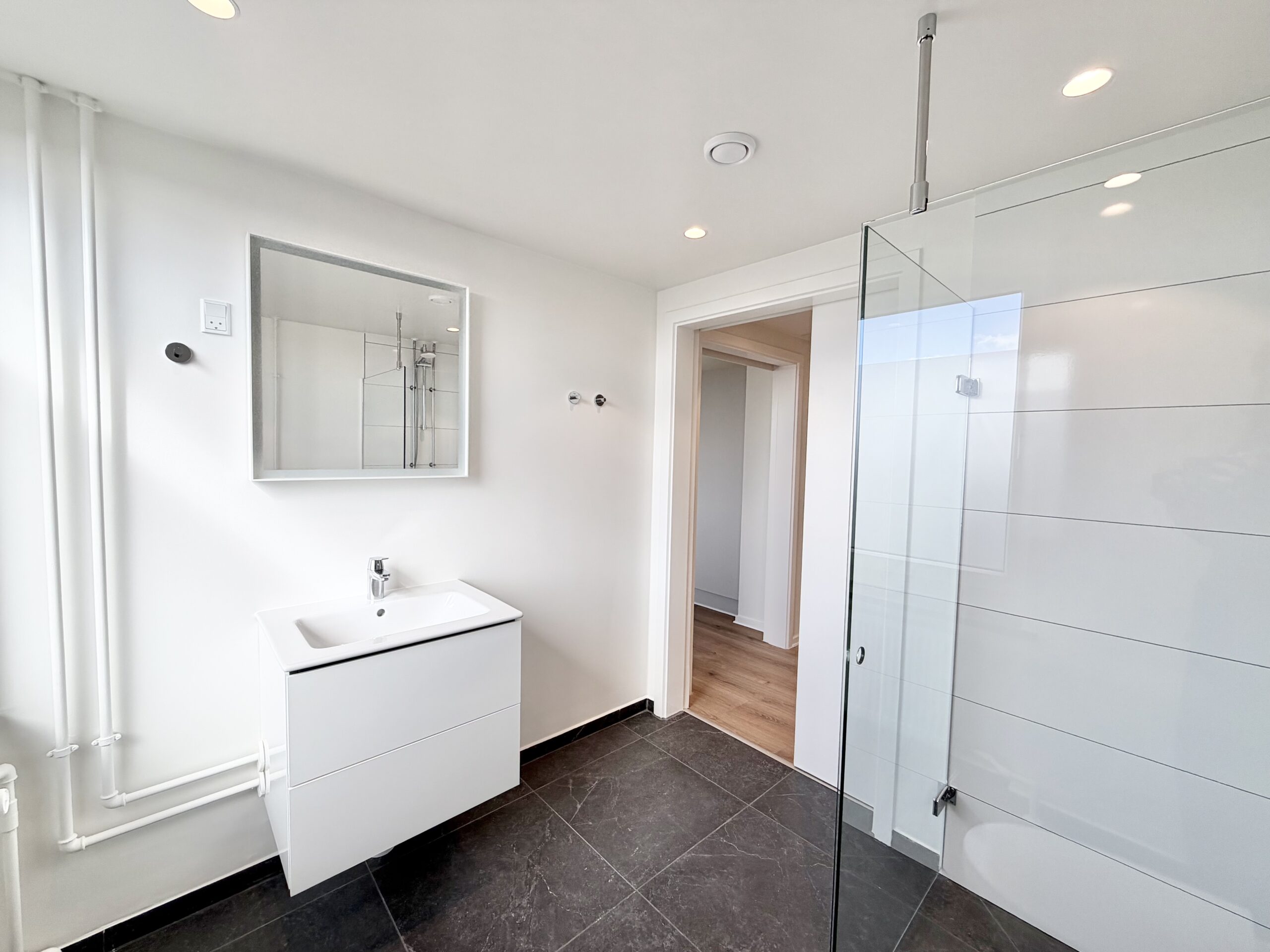 1 værelses – Skovvej 33, 4. lejl. 3 – 9400 Nørresundby billede 6