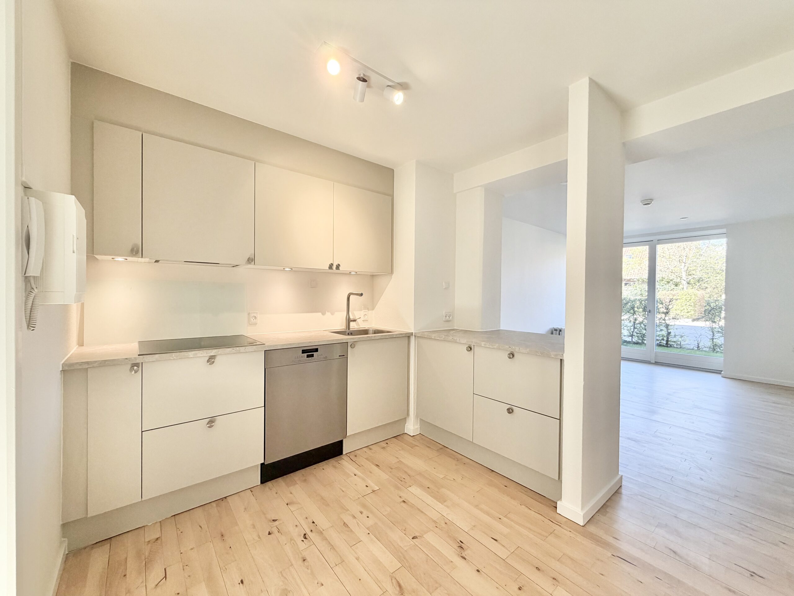 2-room apartment in Ikast image 4